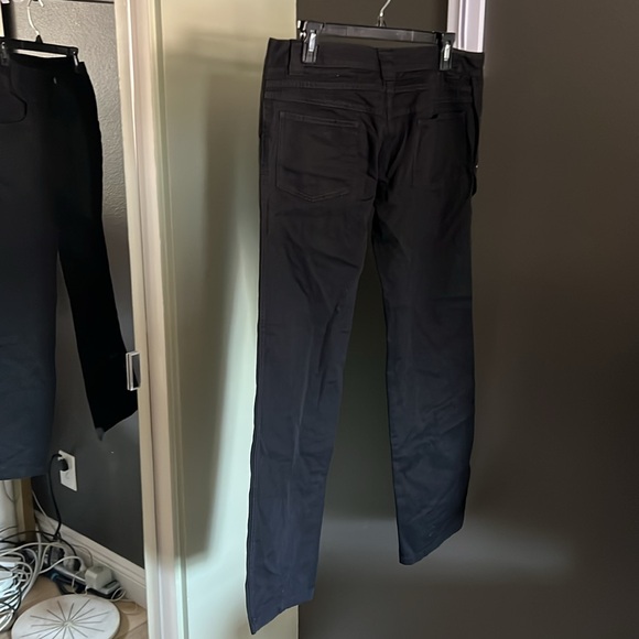 Dolce & Gabbana, size 42 (US 6), Black Pants - Picture 8 of 11